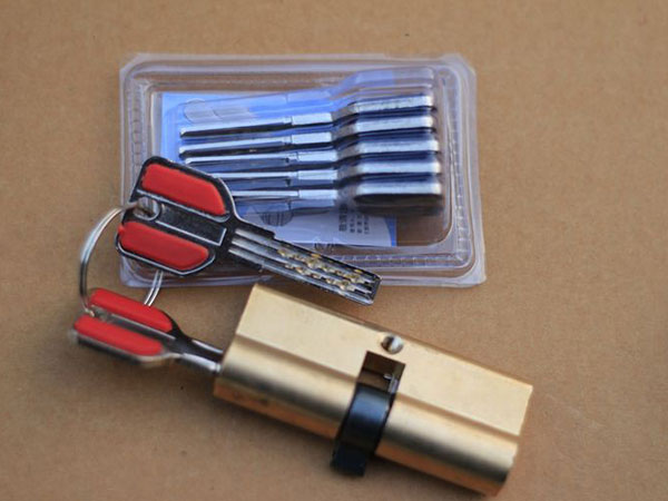 七台河市24小时上门开锁公司